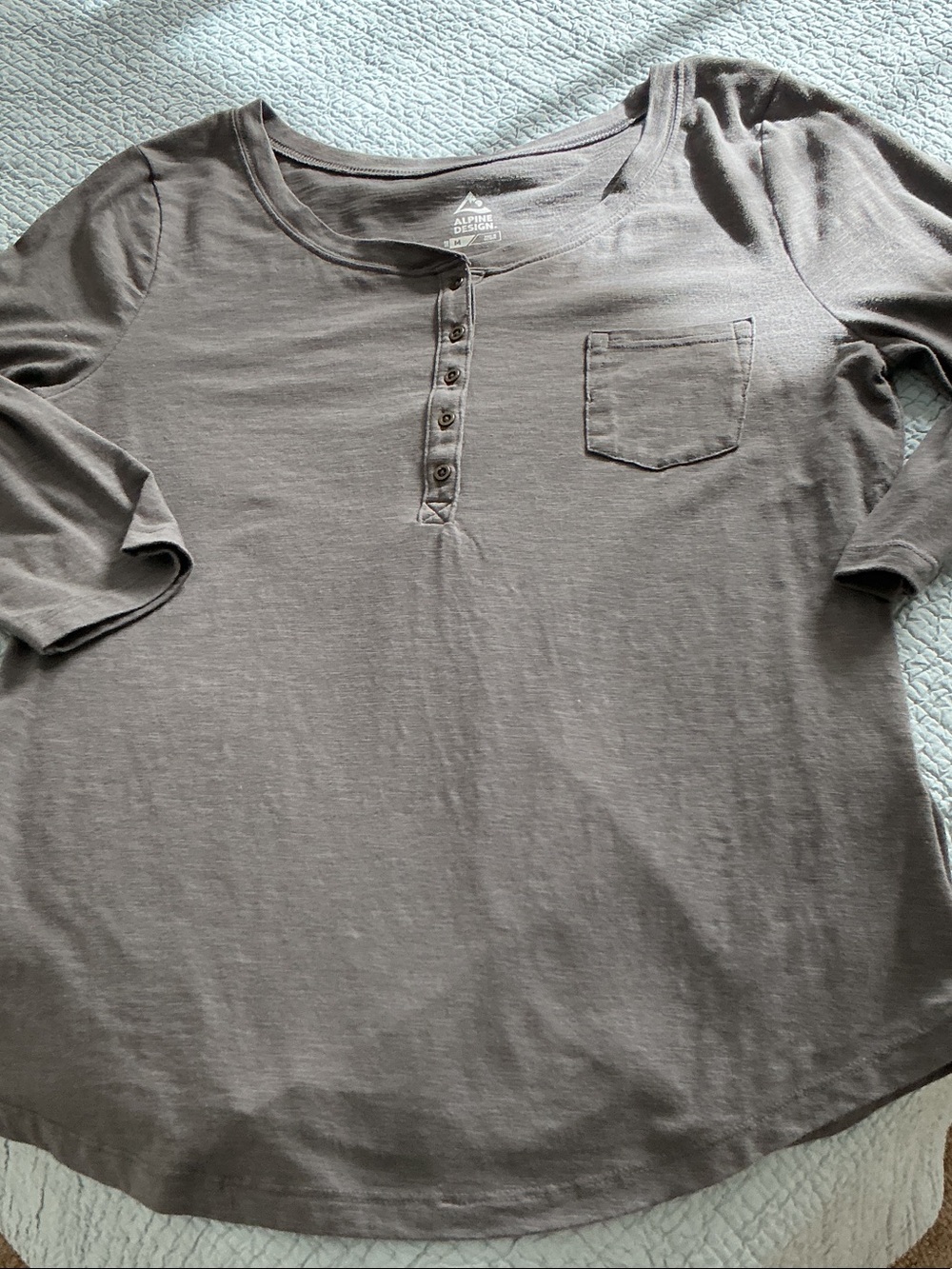 Alpine Design Women’s Charcoal Henley Pocket Long Sleeve